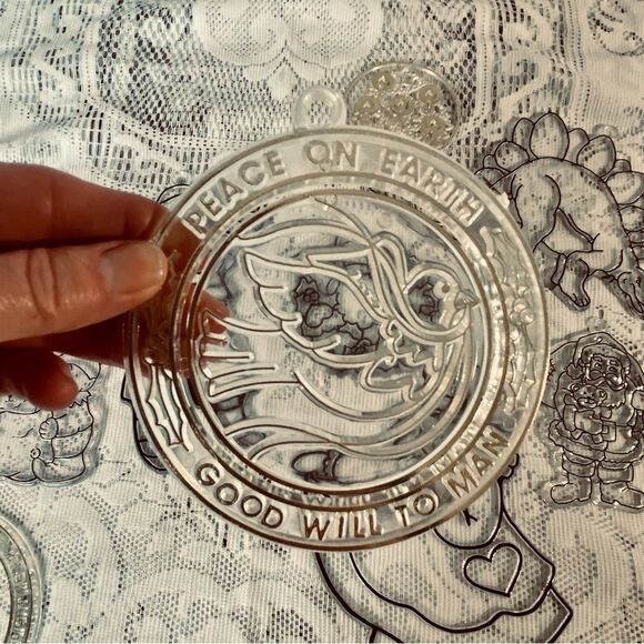 Acrylic Suncatchers Assorted  Holiday Raggedy Ann Andy Dinosaurs Kids Crafts - Picture 9 of 12